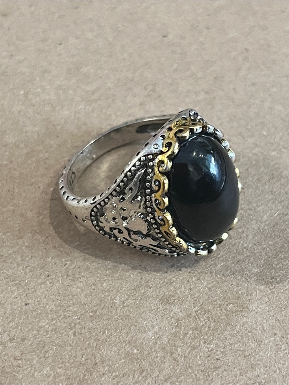 Sterling Silver Vintage-Style Black Onyx Ring with Gold Accents sz 10